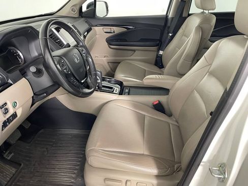 Used 2019 Honda Ridgeline RTL-E image 2