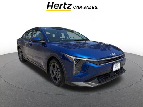 Used 2025 Kia K4 FWD image 1