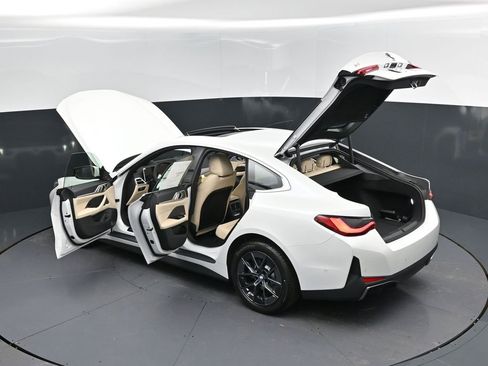 New 2026 BMW i4 eDrive40 w/ Premium Package image 47