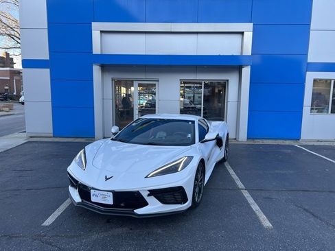 Used 2023 Chevrolet Corvette Stingray Premium Cpe image 2