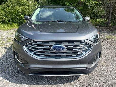 Used 2024 Ford Edge Titanium AWD/4WD image 2