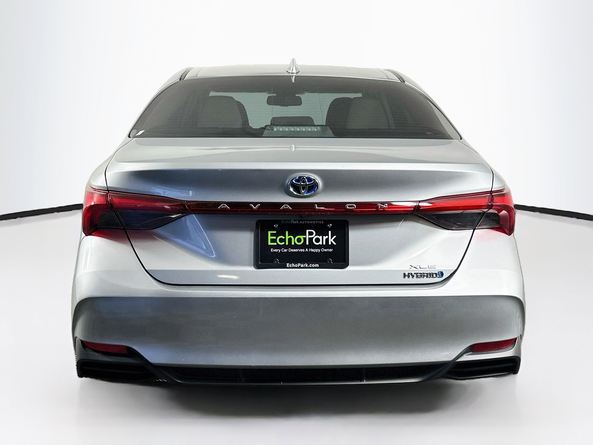 Used 2021 Toyota Avalon XLE FWD image 7