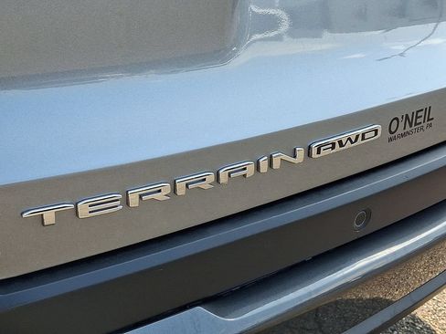 Used 2025 GMC Terrain Elevation AWD/4WD image 31