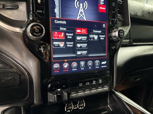 Used 2021 RAM 3500 Big Horn w/ Level 2 Equipment Group image 30