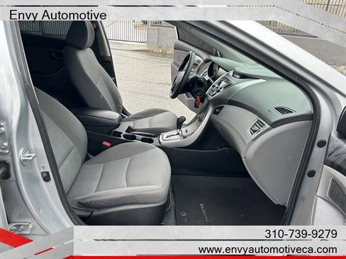 Used 2013 Hyundai Elantra GLS w/ Preferred Pkg image 18