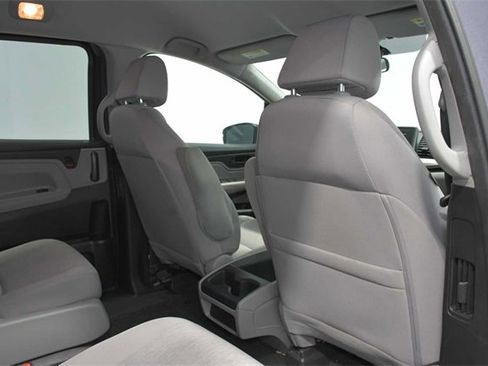 Used 2019 Honda Odyssey LX image 13