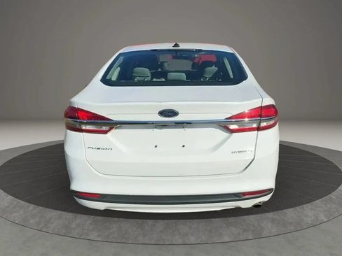 Used 2018 Ford Fusion S FWD image 5