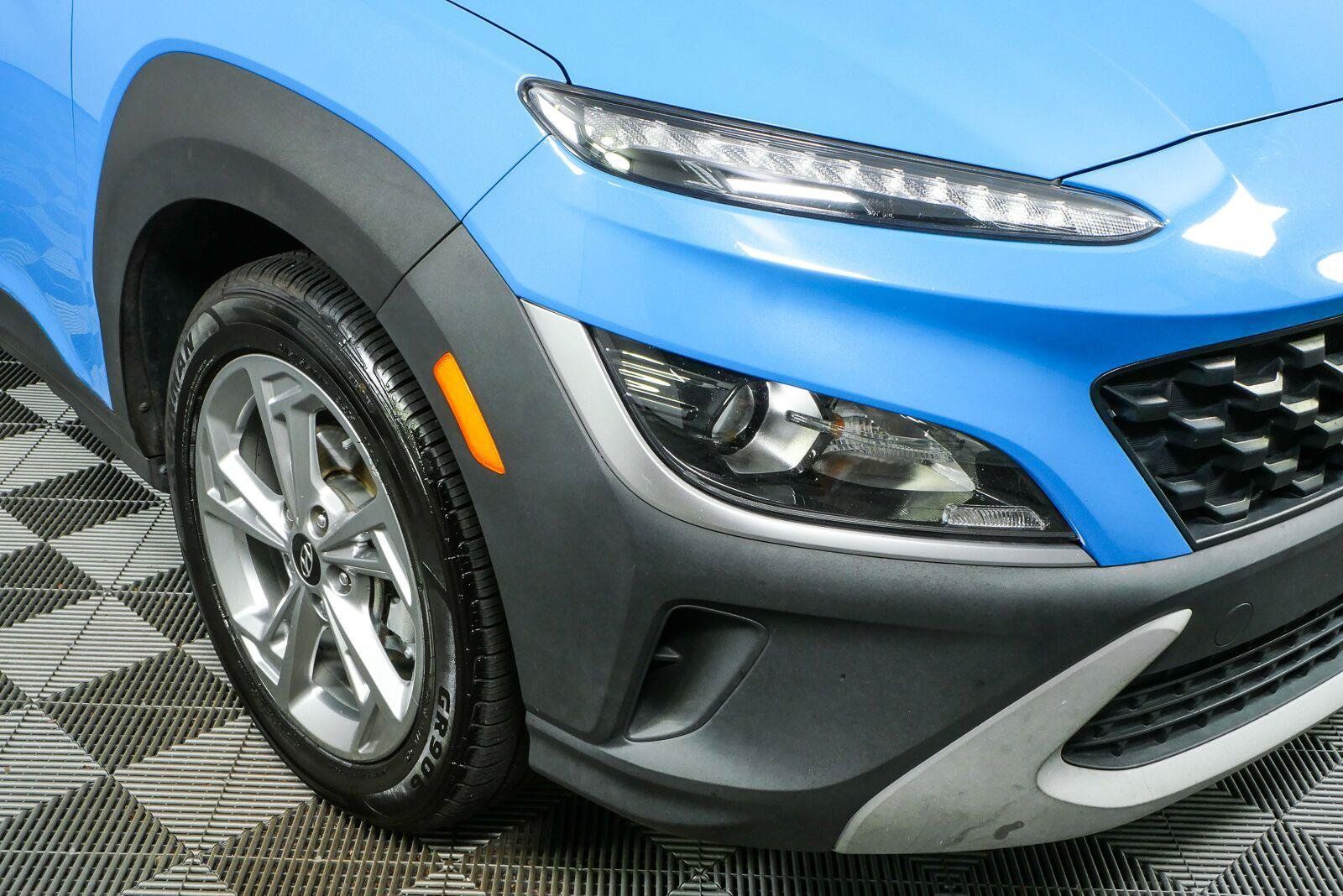 Used 2022 Hyundai Kona SEL FWD image 32