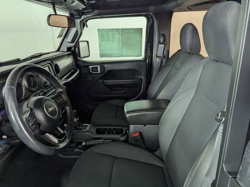 Certified 2018 Jeep Wrangler Sport image 13