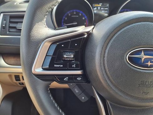 Used 2018 Subaru Outback 3.6R Limited image 16