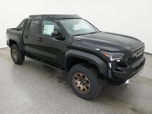 New 2025 Toyota Tacoma Trailhunter image 29