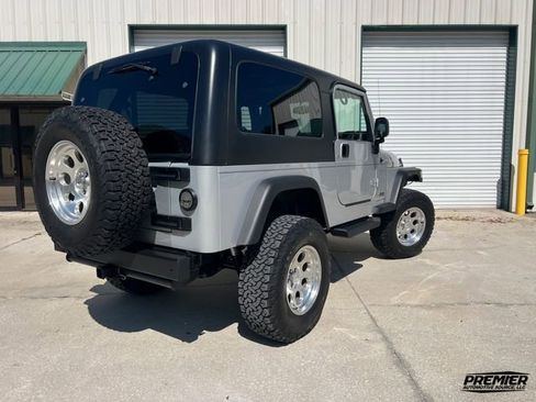 Used 2005 Jeep Wrangler Unlimited image 4