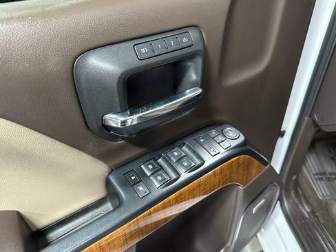 Used 2017 GMC Sierra 1500 SLT AWD/4WD image 14