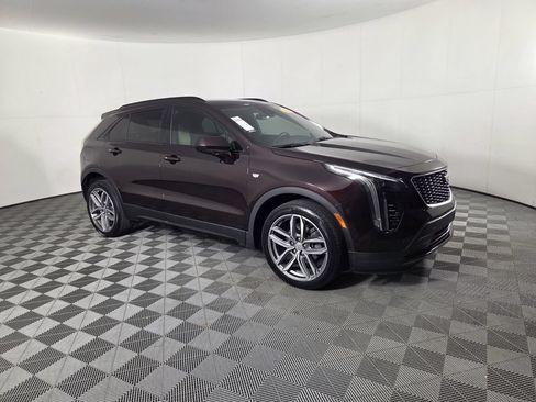 Used 2020 Cadillac XT4 Sport w/ Driver Assist Package FWD image 2
