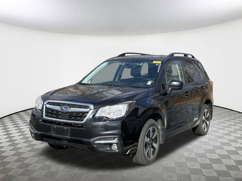 Used 2017 Subaru Forester 2.5i Premium image 3
