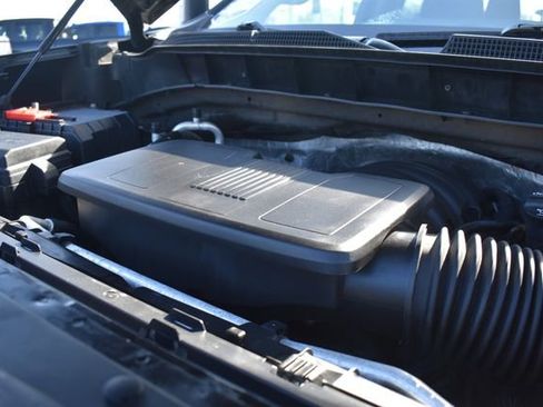 Certified 2020 Chevrolet Silverado 1500 Custom Trail Boss w/ Custom Convenience Package image 32