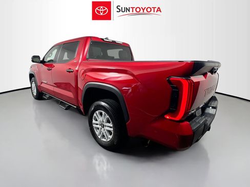 Used 2025 Toyota Tundra SR5 w/ SR5 Convenience Package AWD/4WD image 6