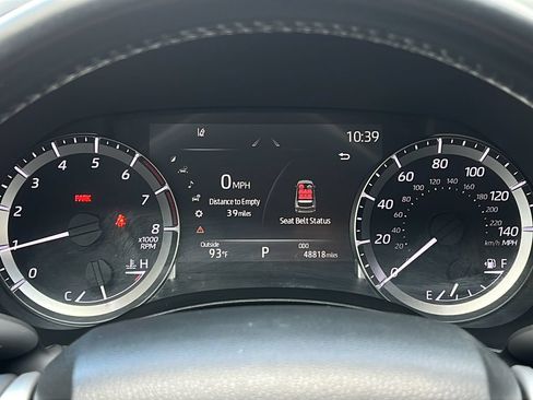 Used 2023 Toyota Highlander LE FWD image 21