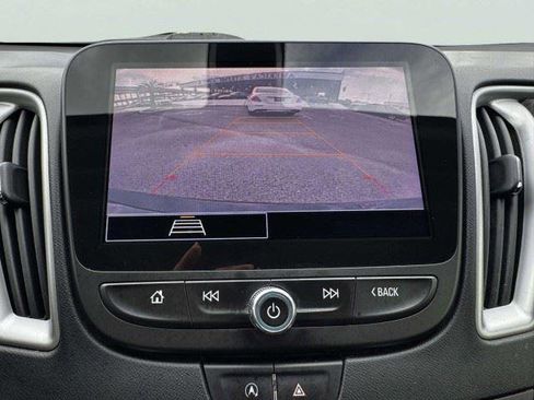 Used 2022 Chevrolet Malibu LS w/ LPO, Convenience Package 2 FWD image 32