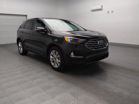 Used 2024 Ford Edge Titanium image 13