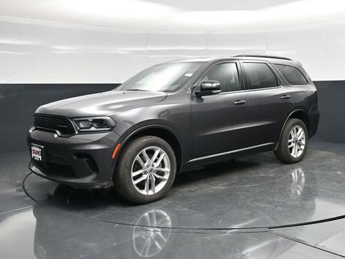 Certified 2024 Dodge Durango GT AWD/4WD image 3