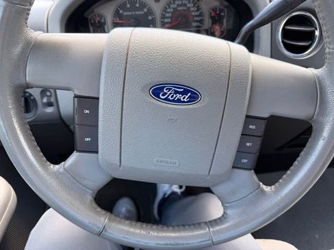 Used 2006 Ford F150 XLT AWD/4WD image 17