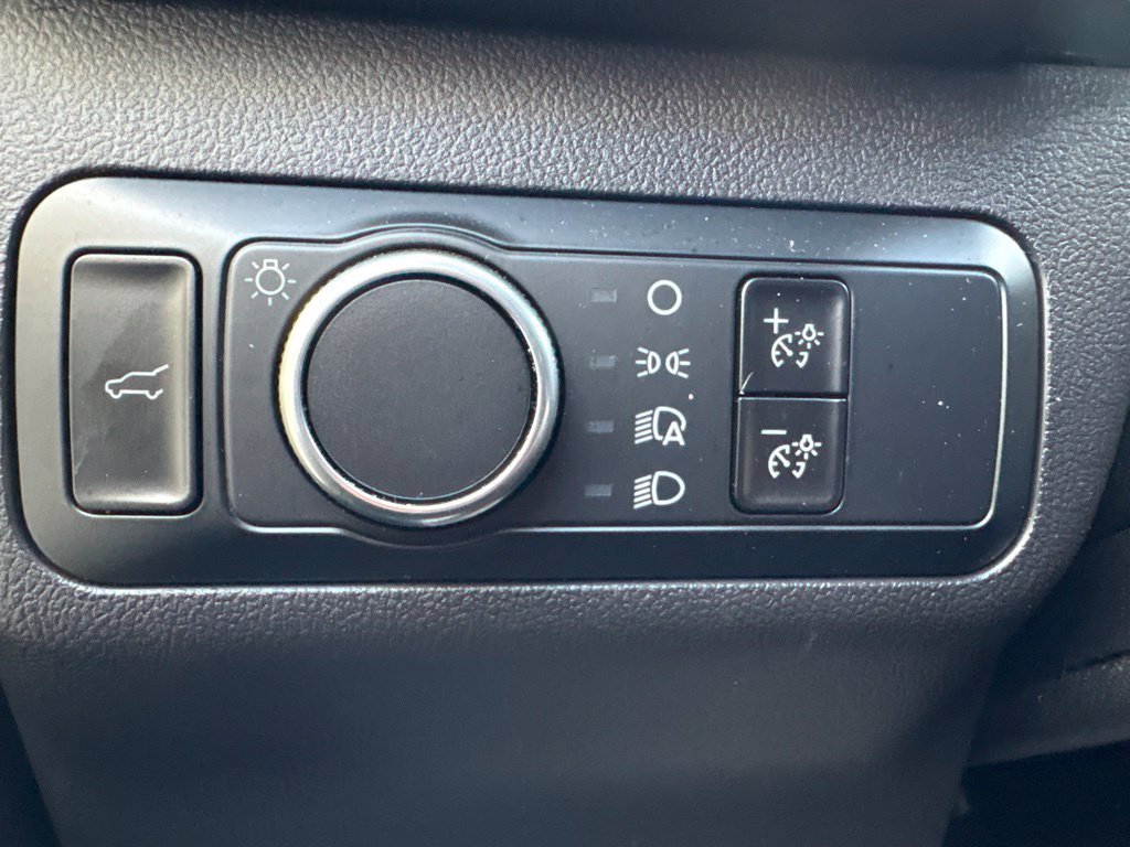 Used 2024 Ford Escape ST-Line w/ Tech Pack #1 AWD/4WD image 18