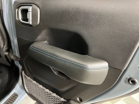 Used 2024 Jeep Wrangler Unlimited Rubicon 4xe image 33