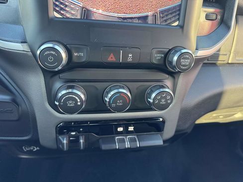 Used 2024 RAM 3500 Big Horn AWD/4WD image 25