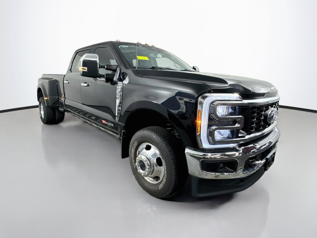 Used 2023 Ford F350 Lariat w/ Lariat Ultimate Package AWD/4WD image 8