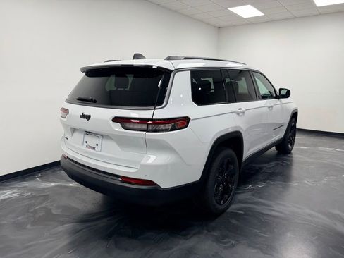 New 2026 Jeep Grand Cherokee L Limited AWD/4WD image 23