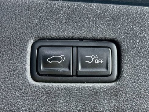 Used 2024 Kia Carnival SX Prestige FWD image 34