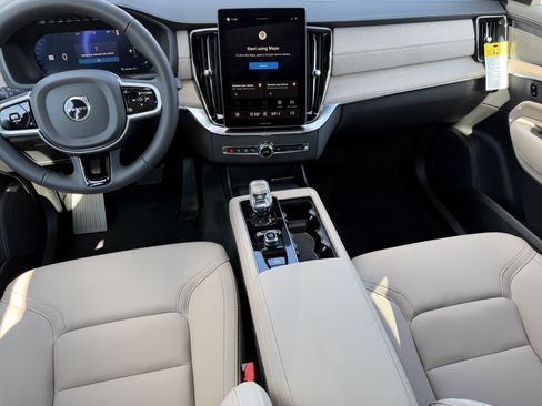 New 2026 Volvo XC90 B5 Plus image 14