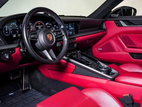 Certified 2021 Porsche 911 Carrera S image 4