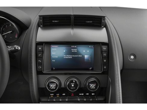 Used 2018 Jaguar F-TYPE Coupe RWD image 10