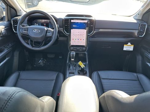 New 2025 Ford Ranger Lariat w/ FX4 Off-Road Package image 15
