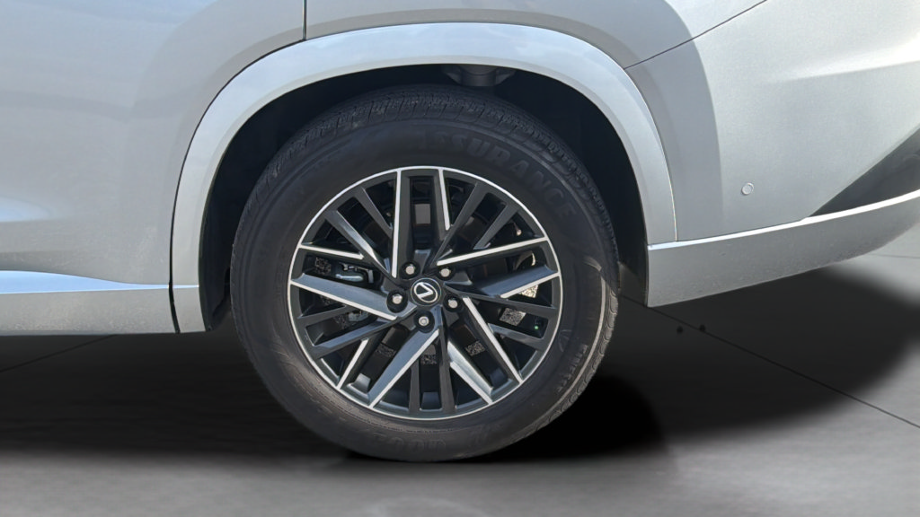 Used 2025 Lexus TX 350 FWD w/ Technology Package image 16