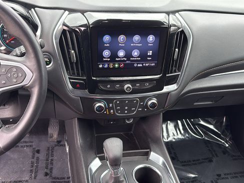 Used 2021 Chevrolet Traverse LT AWD/4WD image 22