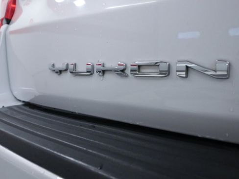 Used 2021 GMC Yukon XL Denali w/ Denali Premium Package RWD image 36