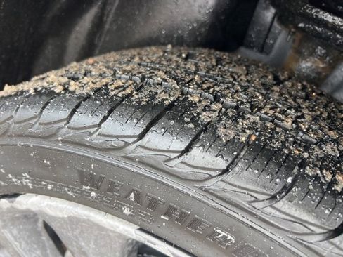 Used 2021 Jeep Compass 80th Special Edition image 28