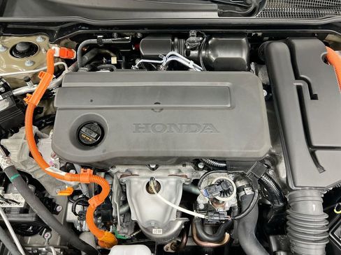 Used 2025 Honda Civic Sport image 25