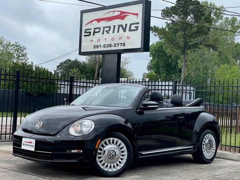 Used 2014 Volkswagen Beetle 1.8T FWD image 1