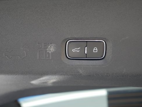 Certified 2025 Ford Expedition Active AWD/4WD image 25