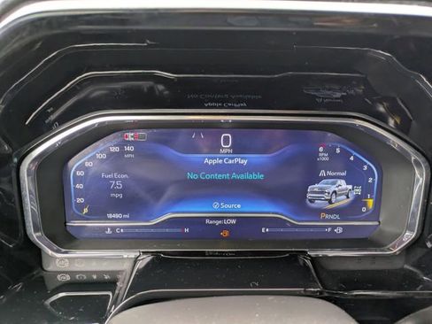 Used 2024 Chevrolet Silverado 1500 LT AWD/4WD image 18