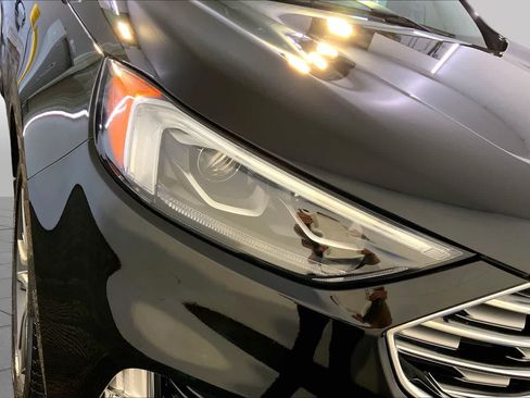 Used 2022 Ford Edge Titanium w/ Equipment Group 301A AWD/4WD image 27