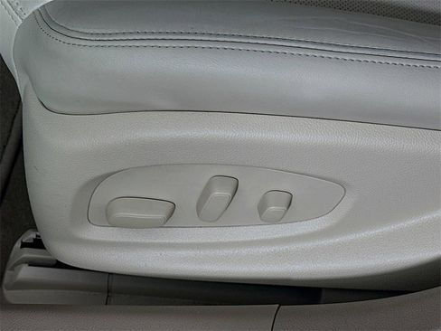 Used 2014 Cadillac CTS Luxury image 22