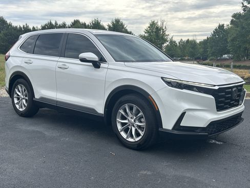 Used 2025 Honda CR-V EX-L image 2