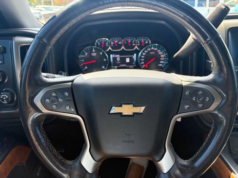 Used 2018 Chevrolet Silverado 1500 High Country AWD/4WD image 7