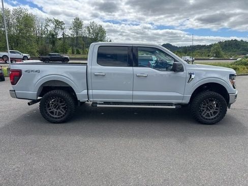 Used 2024 Ford F150 XLT w/ Tow/Haul Package AWD/4WD image 8