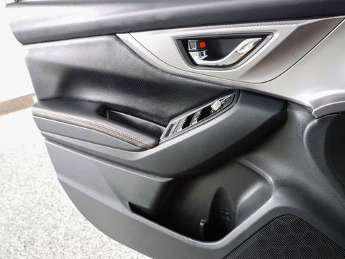 Used 2023 Subaru Crosstrek 2.5i Limited w/ Moonroof Package image 22